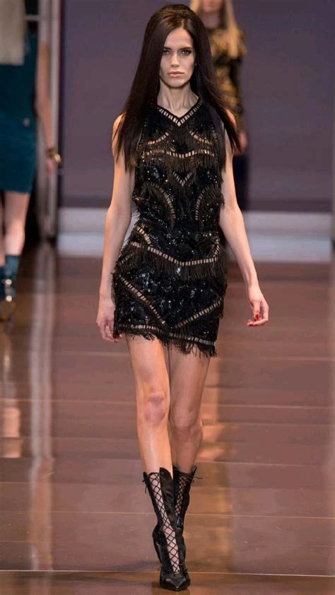 Watch Versace Fall 2014 Ready